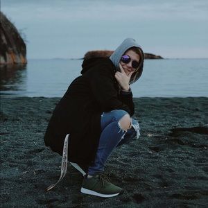 Meet your Posher, Ashley